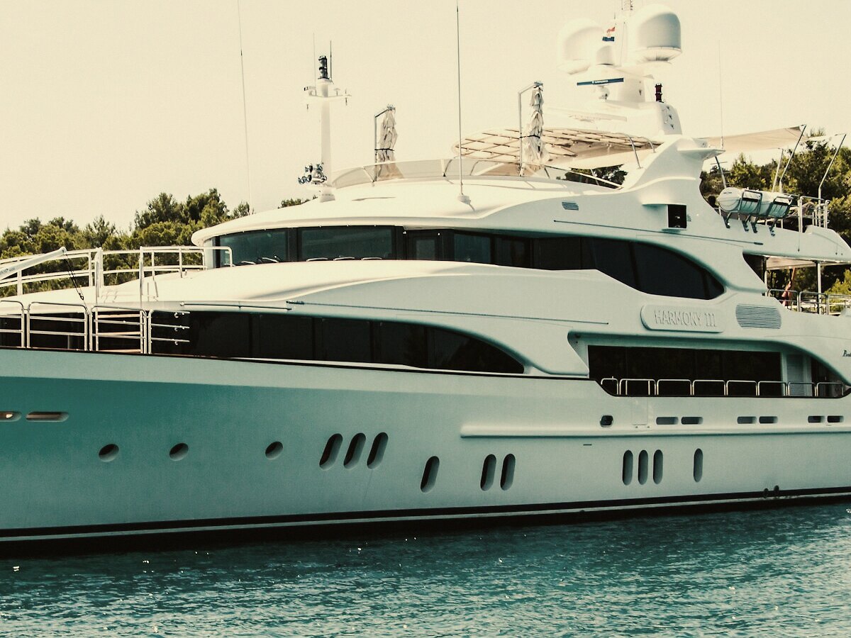 Upper deck systems of a vessel reviewed during a scheduled visit